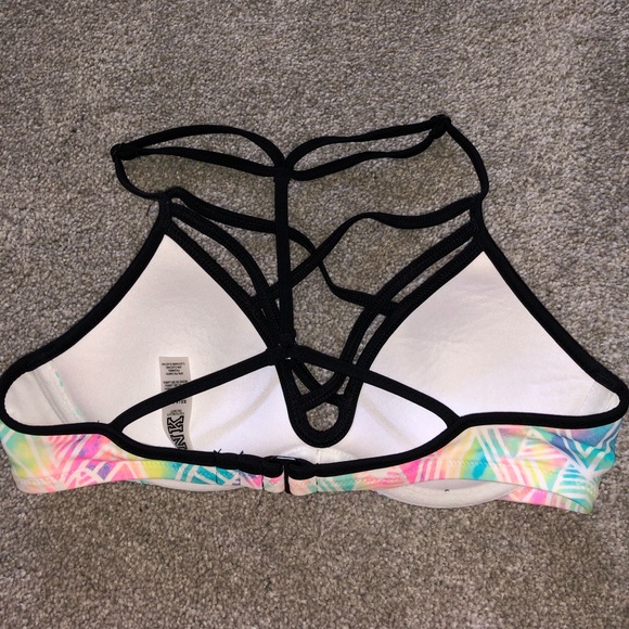 Criss cross front Victoria secret bikini top - Picture 4 of 6